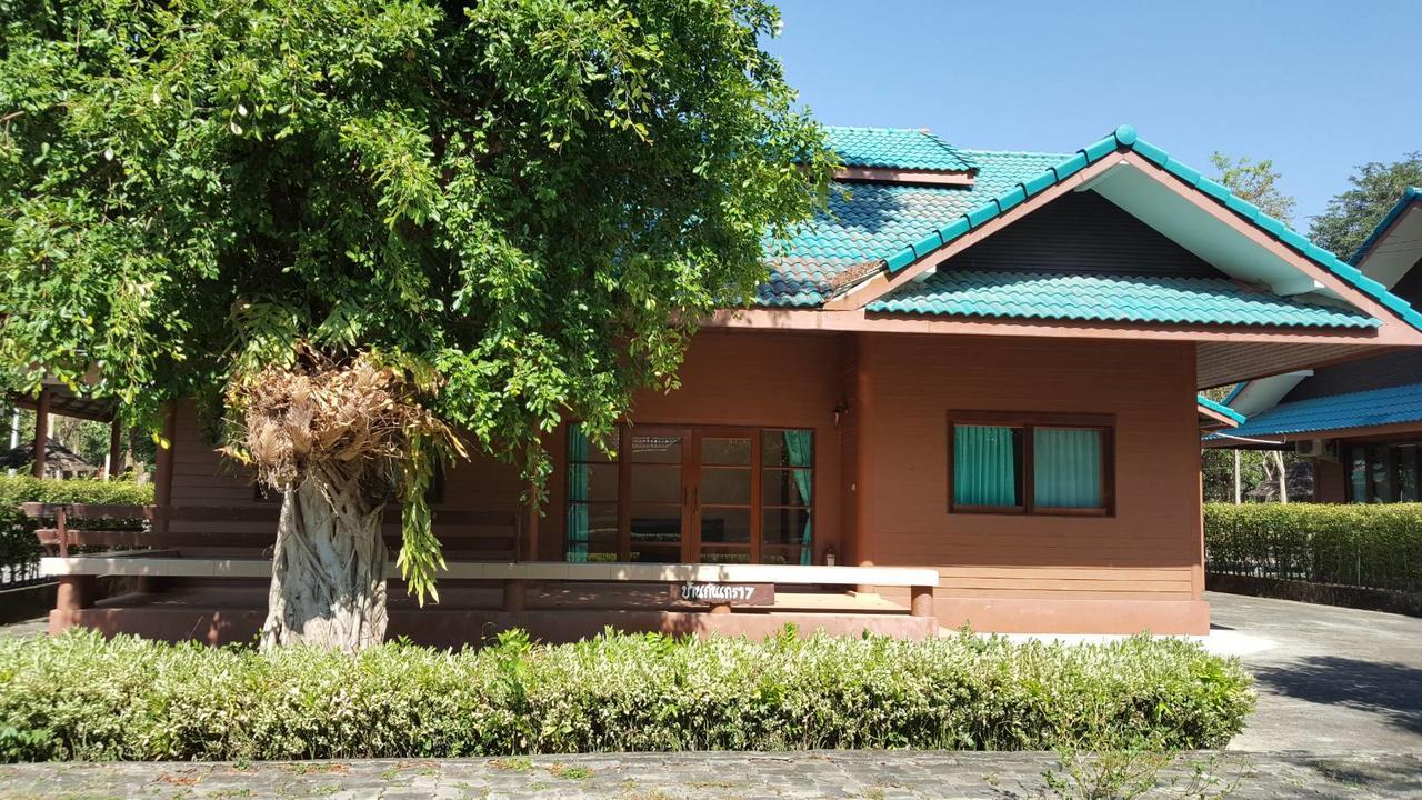 Phuaob Nam Sai Country Resort Nakhon Nayok Exterior photo